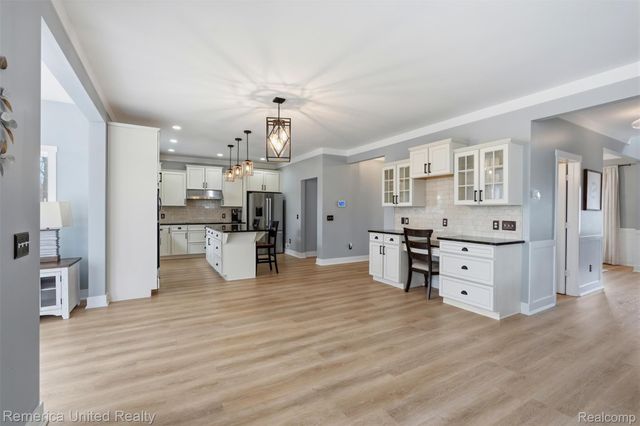 613 Chrystal Downs Court, Brighton Township, MI 48114