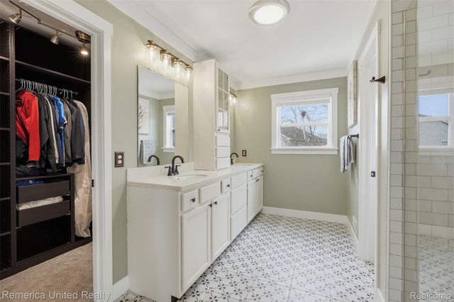 613 Chrystal Downs Court, Brighton Township, MI 48114