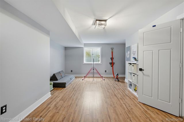 613 Chrystal Downs Court, Brighton Township, MI 48114