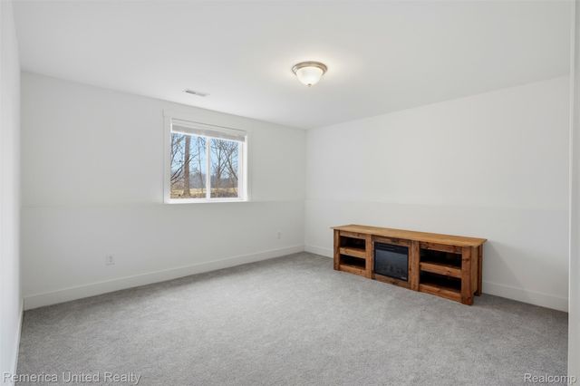 613 Chrystal Downs Court, Brighton Township, MI 48114