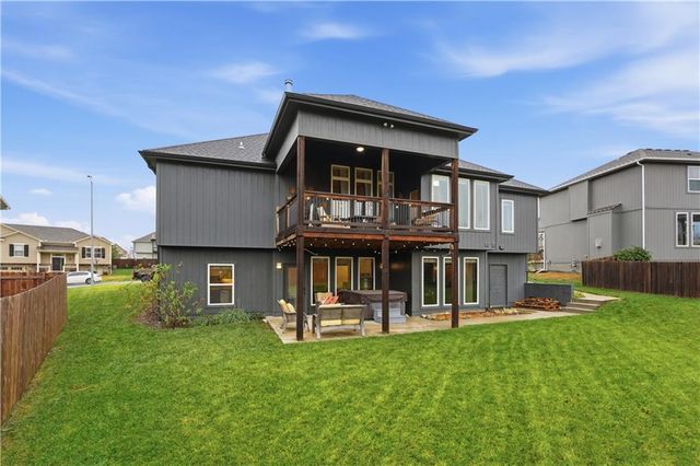 1219 N Heartland Avenue, Independence, MO 64056