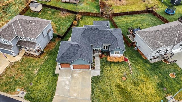 1219 N Heartland Avenue, Independence, MO 64056