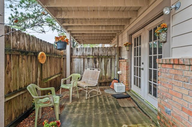 16908 Castleton Farms Road 108, Spring, TX 77379