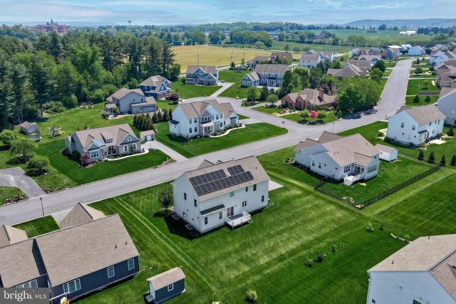 1549 CAMBRIDGE DR, Lebanon, PA 17042