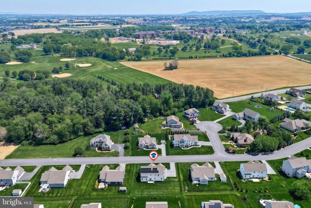 1549 CAMBRIDGE DR, Lebanon, PA 17042