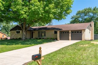 3235 Maplewood Drive, Beavercreek, OH 45434