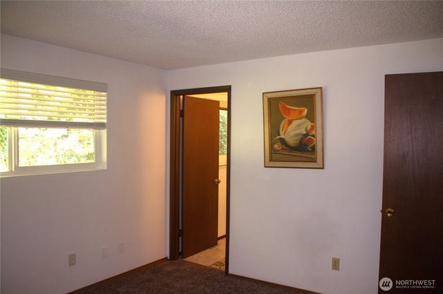 313 & 315 146th Place NE, Bellevue, WA 98007