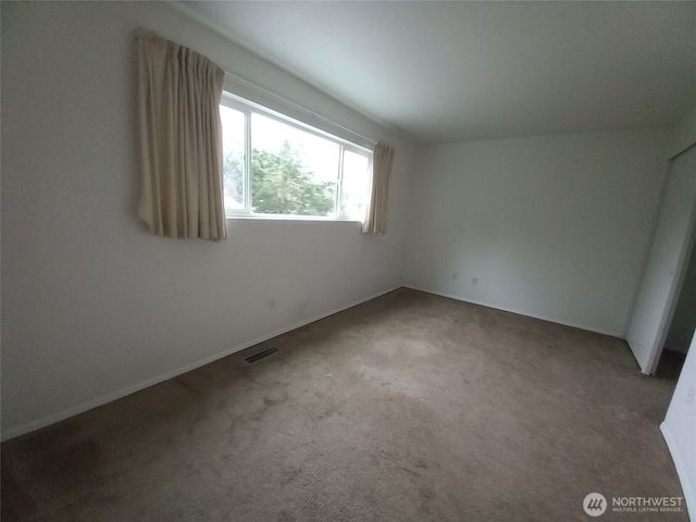 313 & 315 146th Place NE, Bellevue, WA 98007