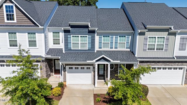 629 Barneswyck Drive, Fuquay Varina, NC 27526