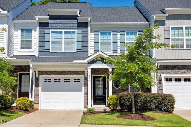 629 Barneswyck Drive, Fuquay Varina, NC 27526