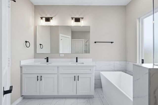 411 Stonework Landing Lane, Houston, TX 77076