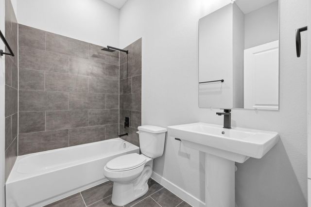 411 Stonework Landing Lane, Houston, TX 77076