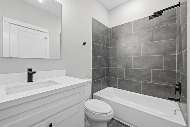 411 Stonework Landing Lane, Houston, TX 77076