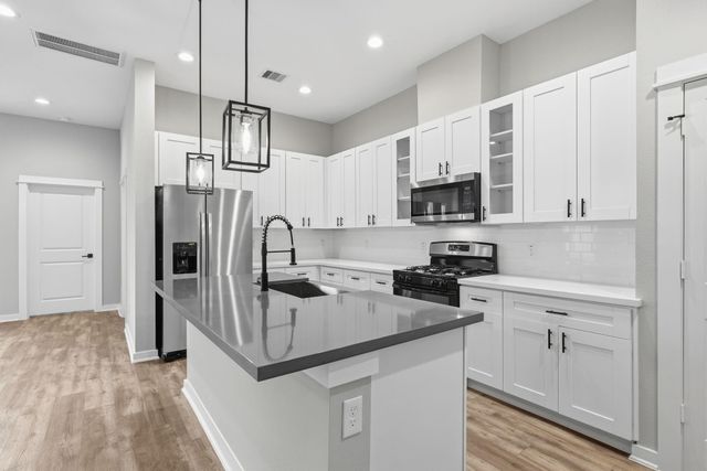 411 Stonework Landing Lane, Houston, TX 77076