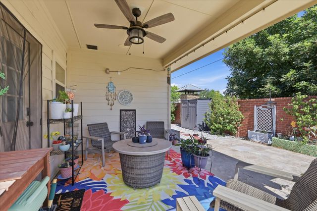 5901 Glenwood Drive, Denton, TX 76208
