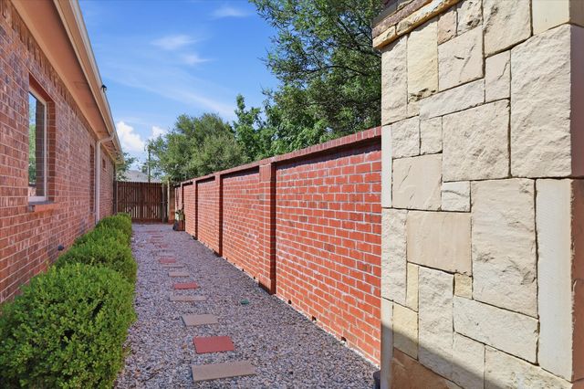 5901 Glenwood Drive, Denton, TX 76208