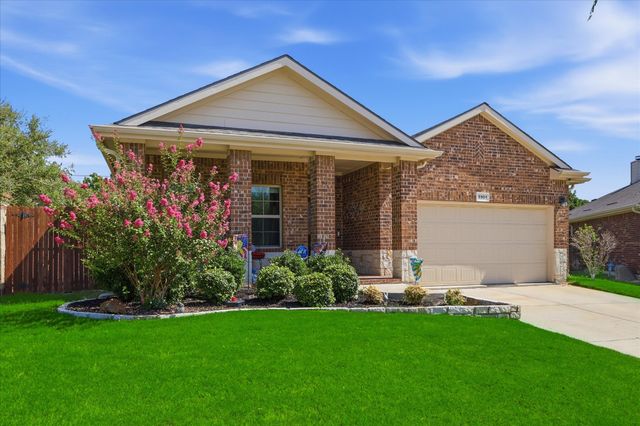 5901 Glenwood Drive, Denton, TX 76208