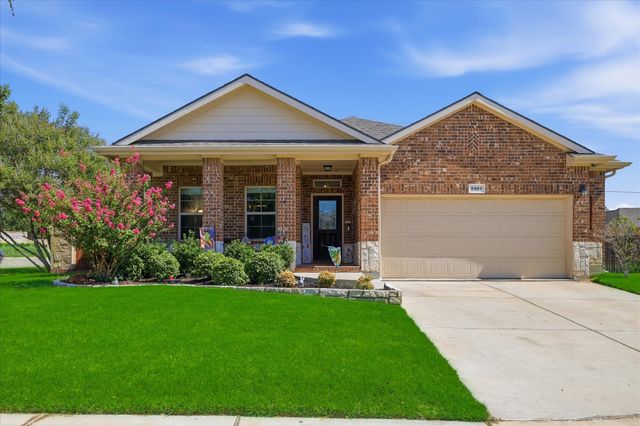 5901 Glenwood Drive, Denton, TX 76208