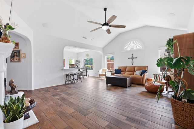 5901 Glenwood Drive, Denton, TX 76208