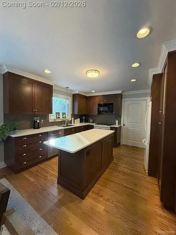 4495 Maybee Road, Lake Orion, MI 48359