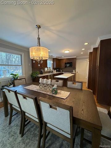 4495 Maybee Road, Lake Orion, MI 48359