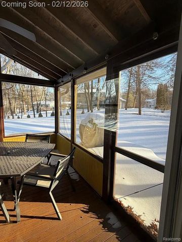 4495 Maybee Road, Lake Orion, MI 48359