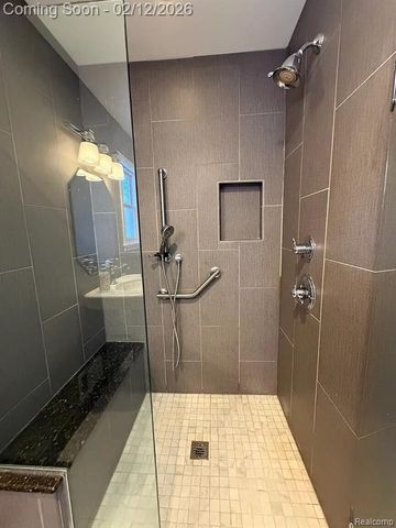 4495 Maybee Road, Lake Orion, MI 48359