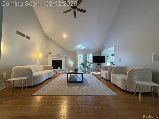 4495 Maybee Road, Lake Orion, MI 48359