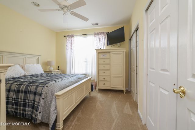 15 Shady Stream Road, Barnegat, NJ 08005