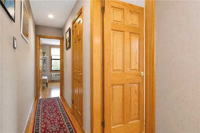 2800 Coyle St Apt 322, New York City, NY 11235