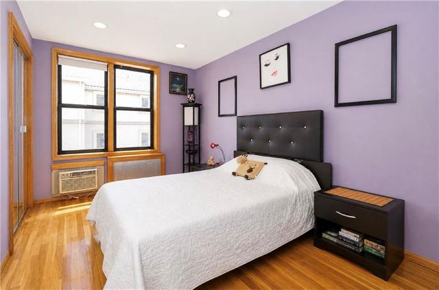 2800 Coyle St Apt 322, New York City, NY 11235