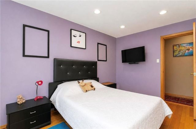 2800 Coyle St Apt 322, New York City, NY 11235