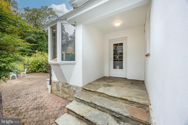 724 W NIELDS ST, West Chester, PA 19382