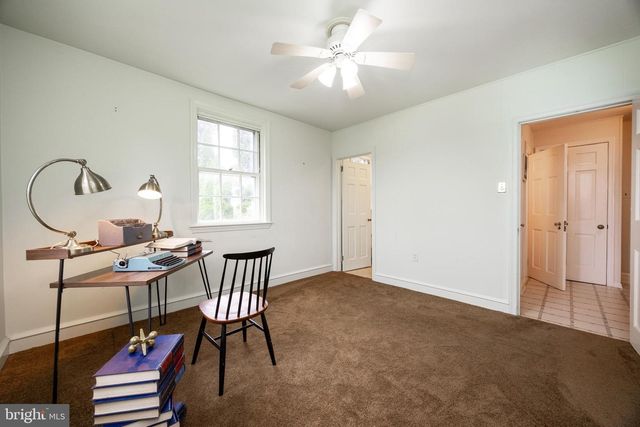 724 W NIELDS ST, West Chester, PA 19382