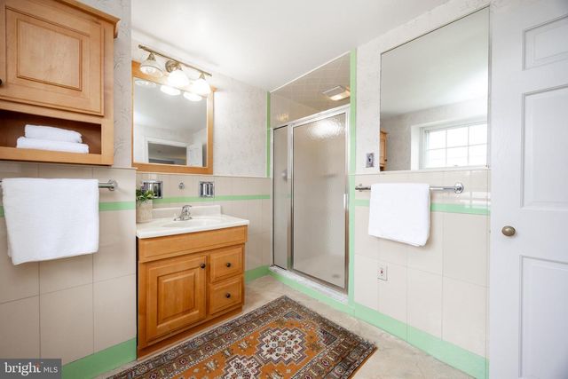 724 W NIELDS ST, West Chester, PA 19382