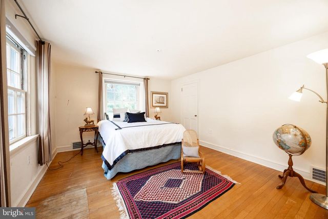 724 W NIELDS ST, West Chester, PA 19382