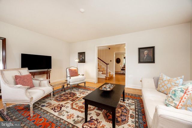 724 W NIELDS ST, West Chester, PA 19382