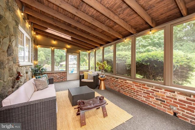 724 W NIELDS ST, West Chester, PA 19382