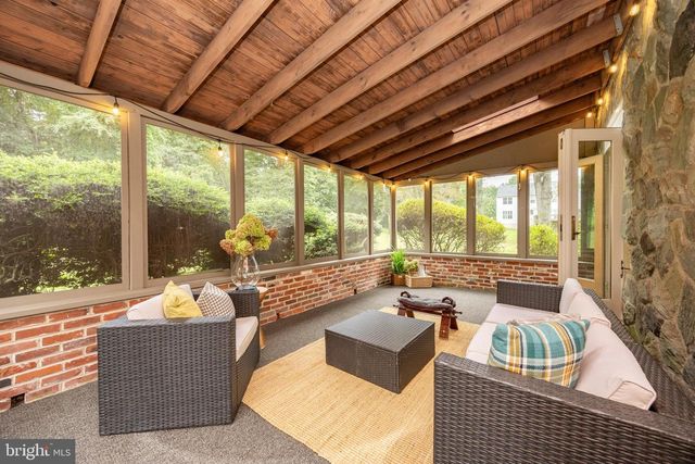 724 W NIELDS ST, West Chester, PA 19382