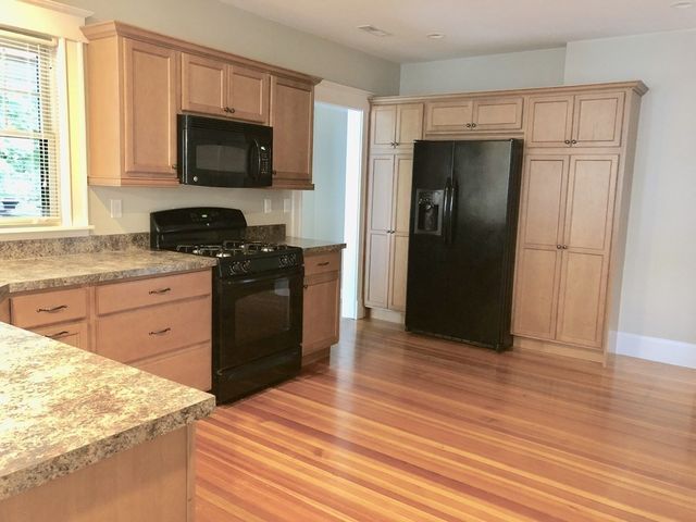 205 Hammond Street 4, Waltham, MA 02451
