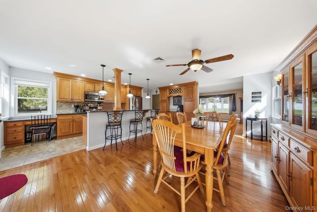 3 Puritan Lane, Washingtonville, NY 10992