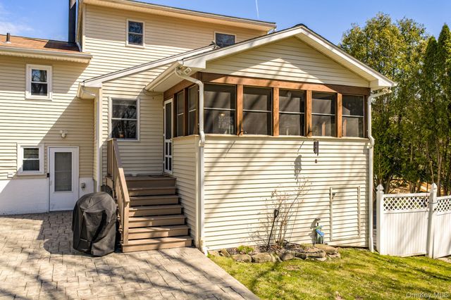 3 Puritan Lane, Washingtonville, NY 10992