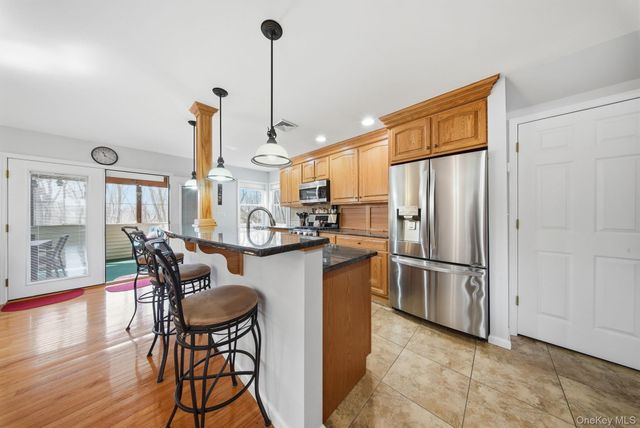 3 Puritan Lane, Washingtonville, NY 10992