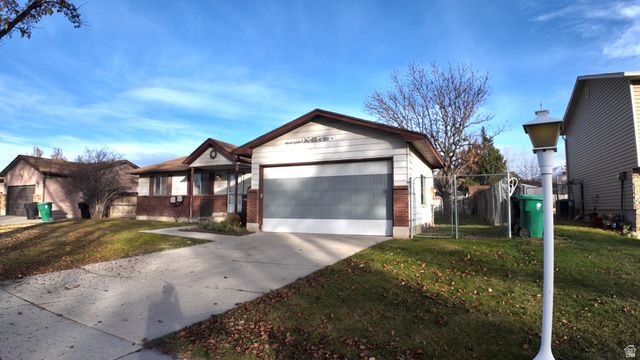 5987 S BLUE STONE CIR, Murray, UT 84123