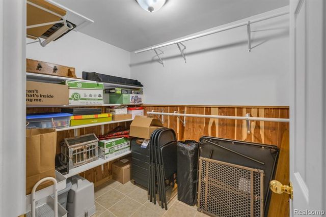 5291 Bella Drive, Highland, MI 48356