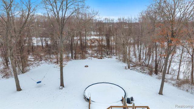 5291 Bella Drive, Highland, MI 48356