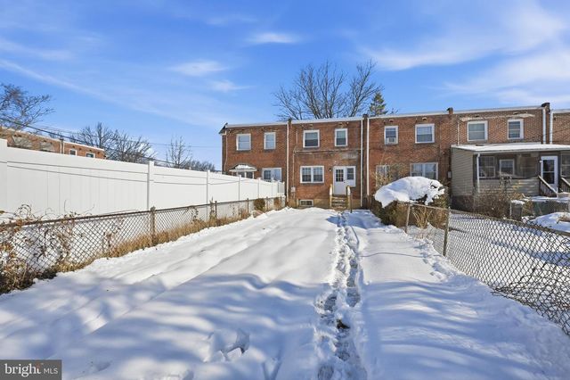 3047 4TH AVE, Claymont, DE 19703