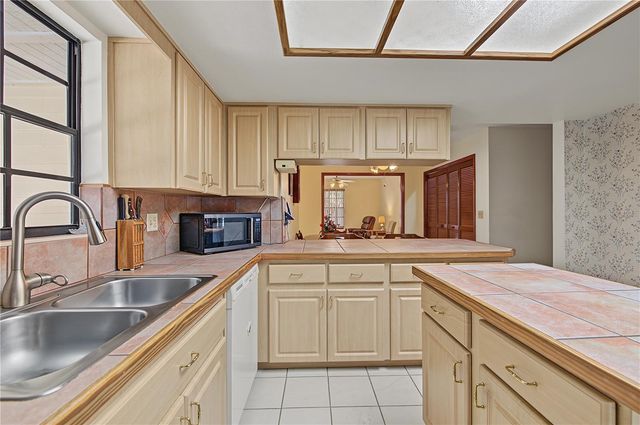 4926 PARSON BROWN LANE, Palm Harbor, FL 34684