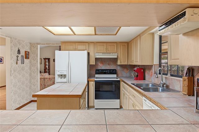 4926 PARSON BROWN LANE, Palm Harbor, FL 34684