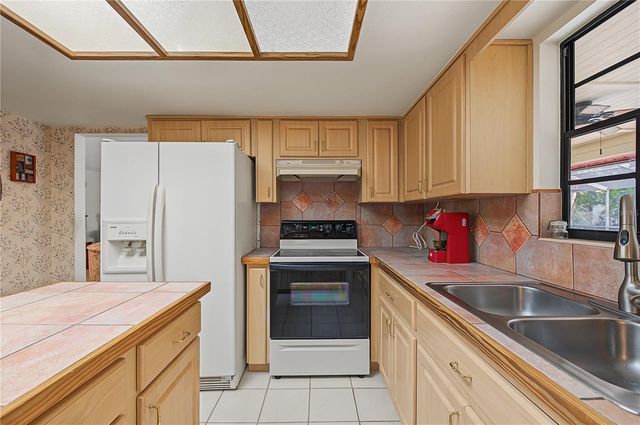 4926 PARSON BROWN LANE, Palm Harbor, FL 34684